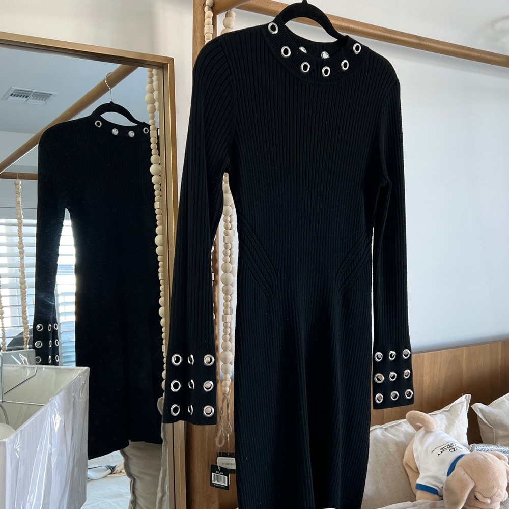 HOT ! INC International Concepts Black Long Sleeve Dress classy& sassy !